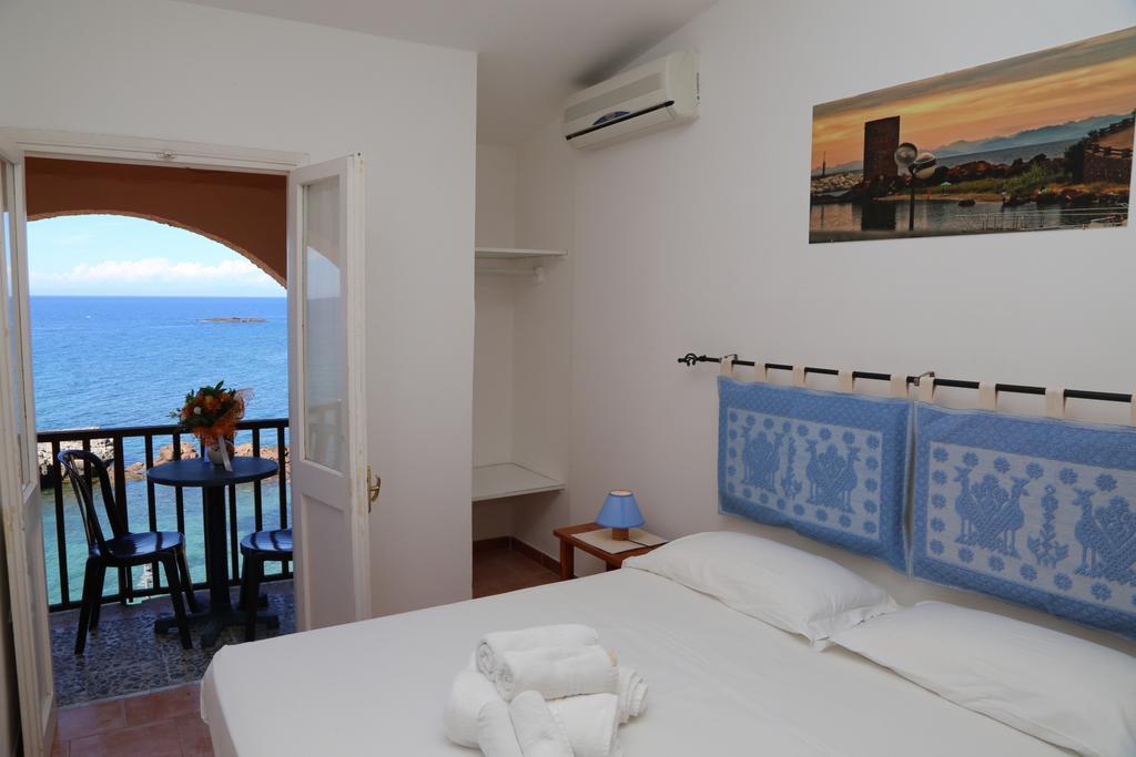 Antica Pensione Pinna Castelsardo Exteriér fotografie